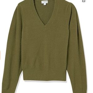 The Drop V-neck Sweater